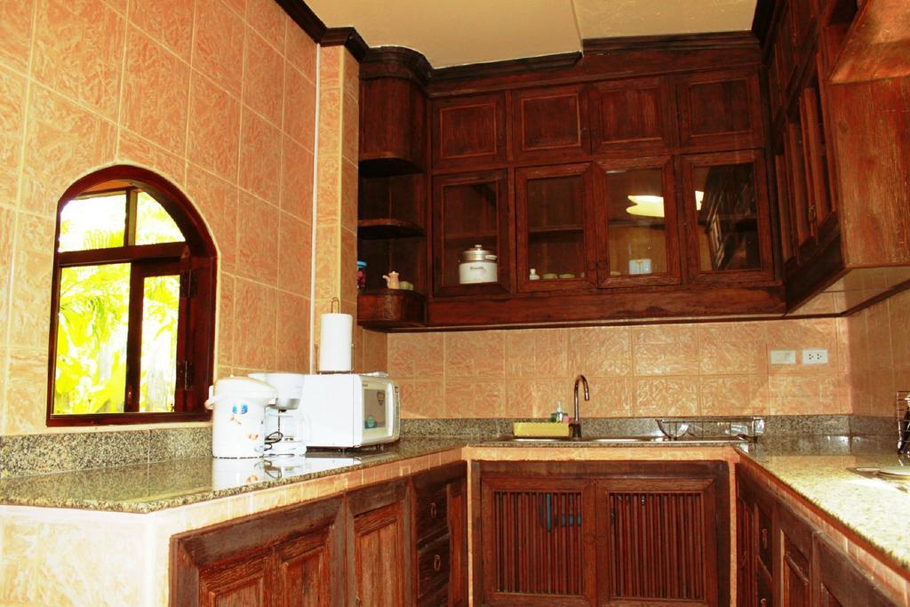 מאה נאם ביץ' Polina Park Hotel חדר תמונה